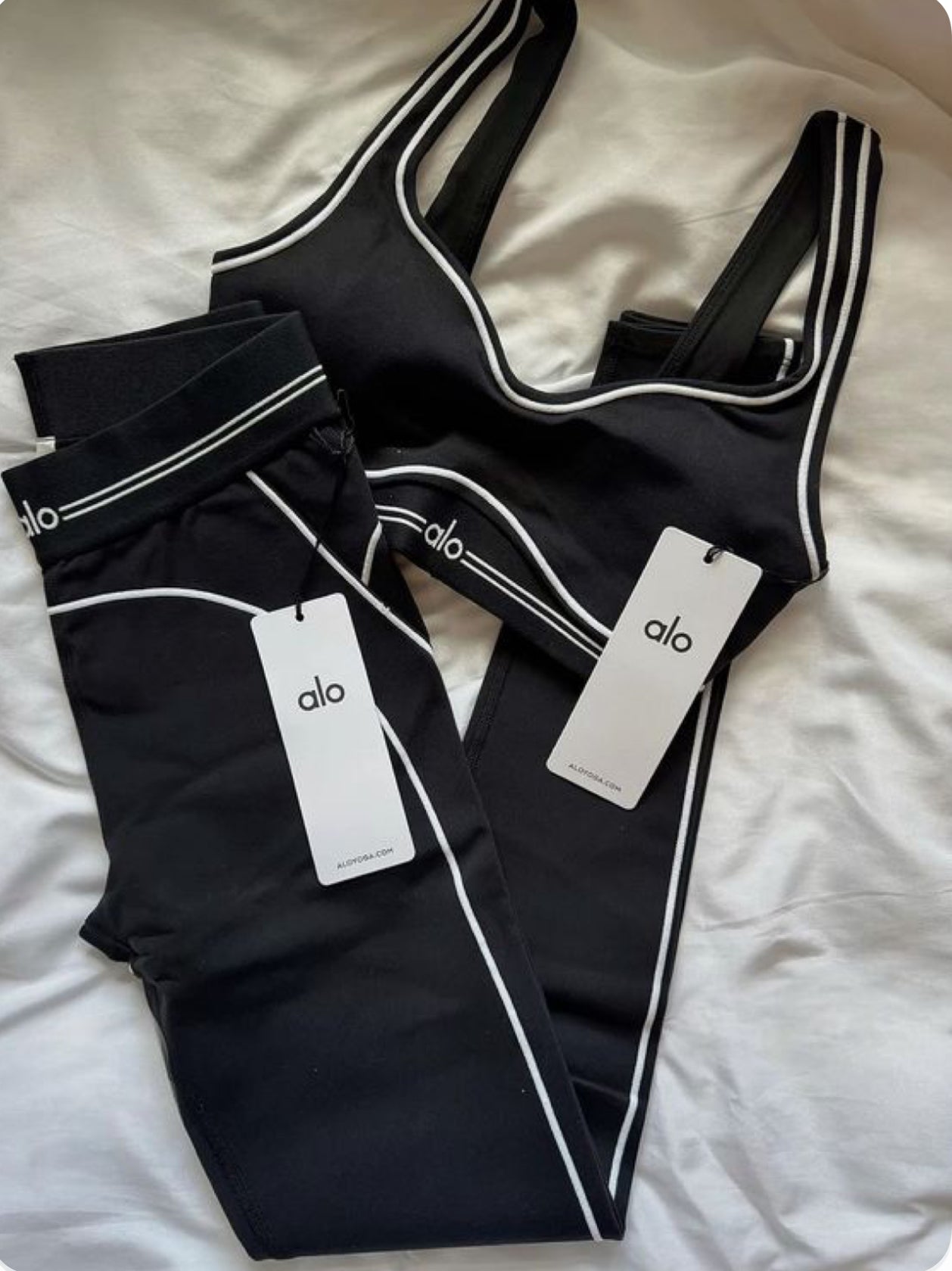 Black & White Contrast Set