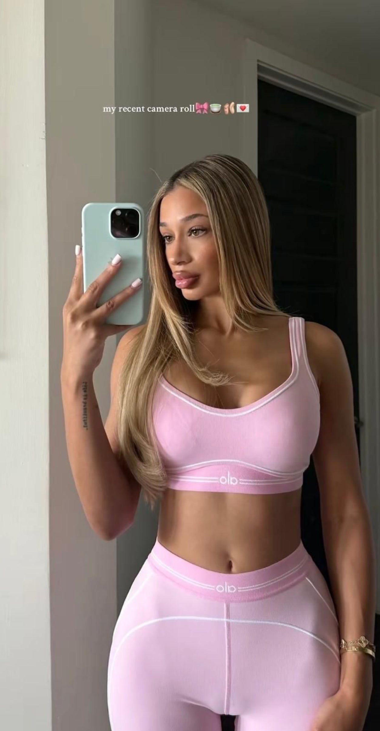 Pink & White Contrast Set